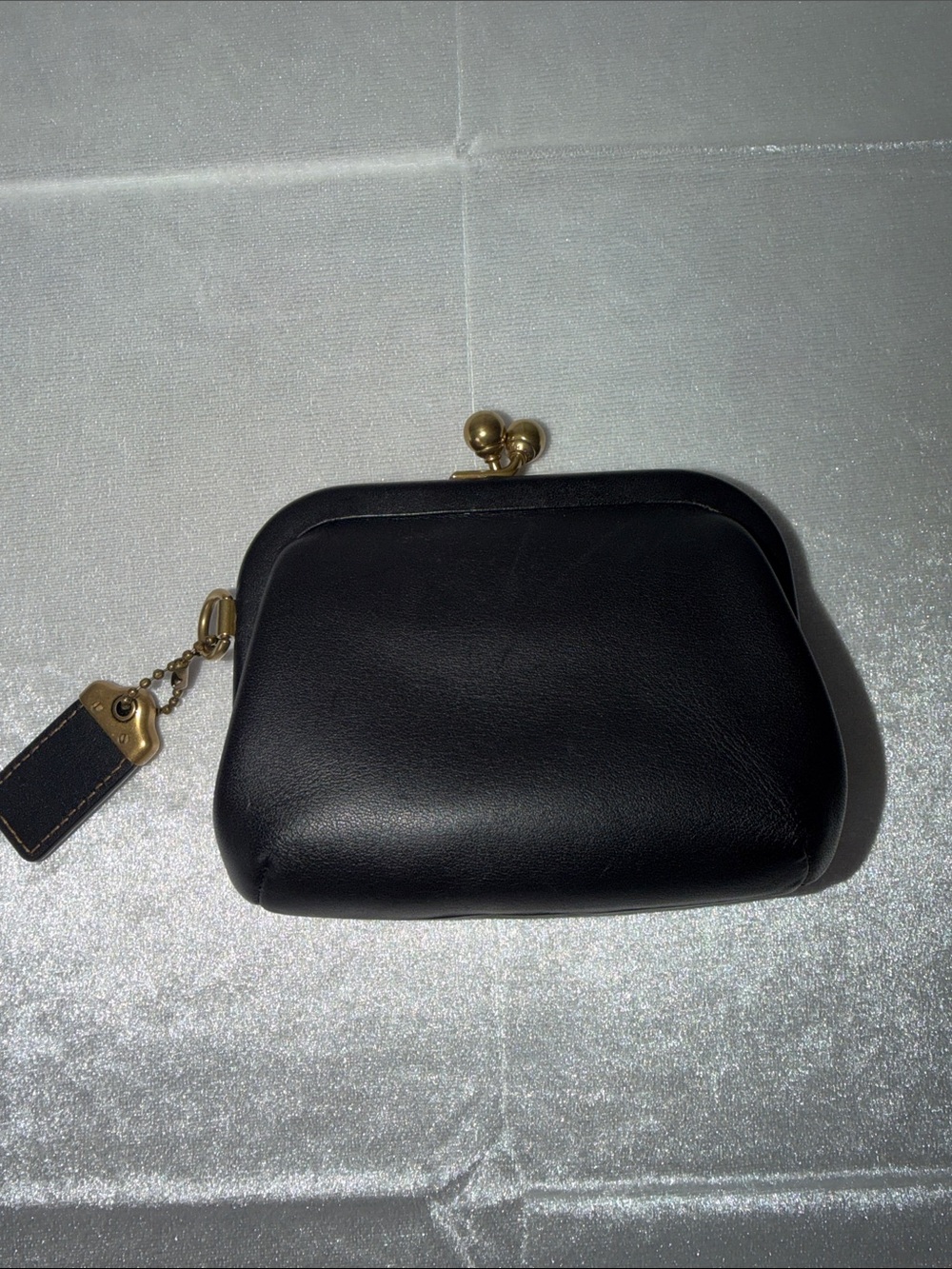 Vintage Coach Leather Kiss-Lock Wallet / Coin Purse - Picture 3 of 9
